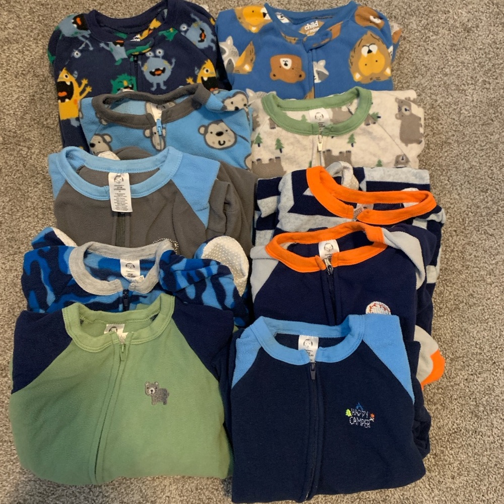 Boys footed pajamas size 5T bundle of (10) one piece zip up